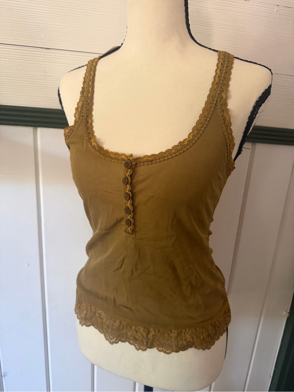 Free People all or nothing sheer Olive Green Lace Trim Henley Tank - NWT - M - Picture 5 of 8